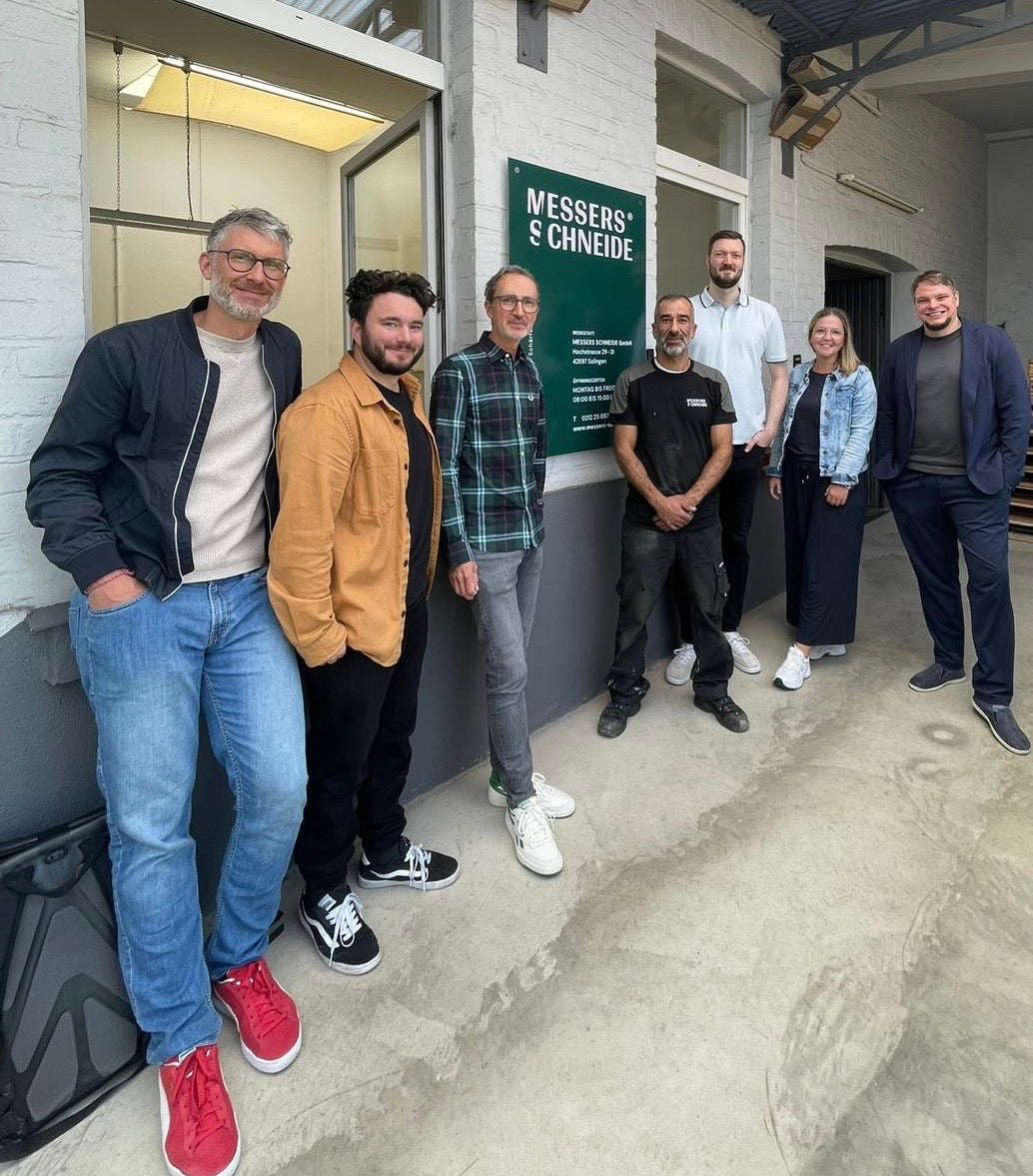 Neu seit April: MESSERS SCHNEIDE in moderner Schleiferei-Werkstatt in Solingen